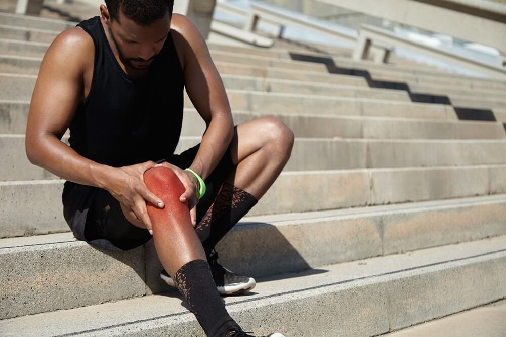 Entorse au genou et ligament douloureux : comprendre, soulager et prévenir